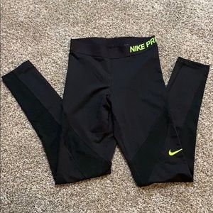 Nike Pro HyperWarm Sz small